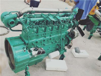 點擊查看詳細信息<br>標題：龍工30裝載機發(fā)動機 閱讀次數(shù)：1865